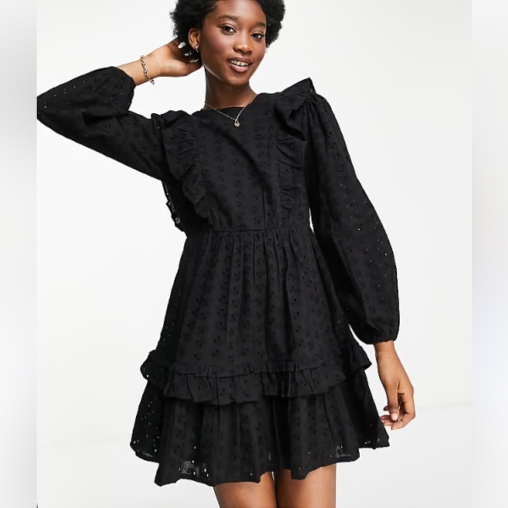 Elegant Black Lace Dress